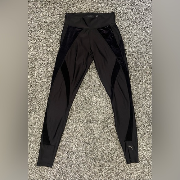 Puma “Explosive Tights” | Black Leggings w/ Velvet Side Accents | Size Medium - Picture 6 of 10